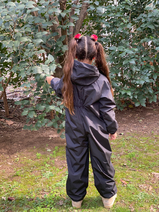 Siyah Su Geçirmez Astronot Tulum